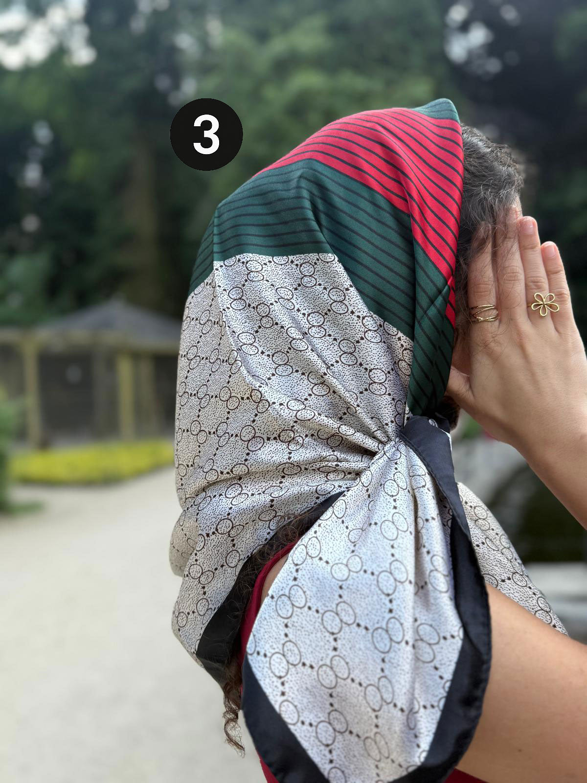 De Satijnen Must-Have – Chic en Zacht voor je Haar – in Diamira Stijl